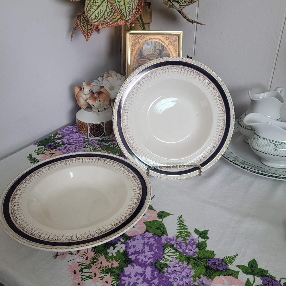 Vintage SOLIAN Ware Bowls Set Of 2 Soho Pottery England Cobalt Gold